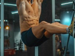 Marcar el abdomen es fundamental en una buena rutina de ejercicio. ESPECIAL/ Foto de Karolis Milišauskas en Unsplash