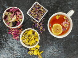 Cada hierba medicinal posee propiedades únicas que ofrecen beneficios específicos para la salud.FREEPIK