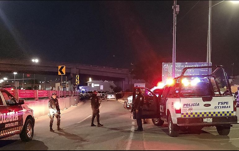 Guanajuato: Los cuerpos quedaron en la caja de una camioneta Ford Ranger color rojo, a un costado de la carretera. EFE / ARCHIVO