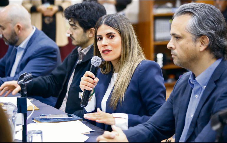 La diputada Priscilla Franco y el presidente de Canadevi, Rodrigo Gil, plantearon soluciones para resolver el problema de la vivienda económica. ESPECIAL