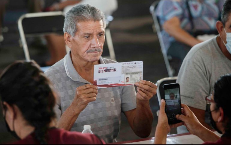 Esta iniciativa es de gran importancia, puesto que la Pensión Bienestar apoya a más de 12 millones de adultos mayores en todo México, EL INFORMADOR/ ARCHIVO