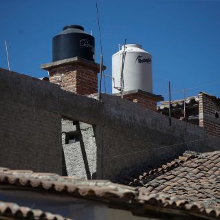 Estiman aumento en venta de tinacos por escasez de agua en el país