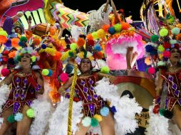 De acuerdo con Chicão Bulhões, secretario municipal de Desarrollo Económico y Urbano, citado en el informe divulgado por la Alcaldía, solo el sector de servicios abarca un peso de más del 80 % para los ingresos de la ciudad por el carnaval. EFE / ARCHIVO
