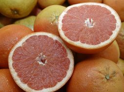 Beber un poco de jugo puede parecer un consejo muy saludable, excepto cuando estas bebidas naturales están contraindicadas cuando se consumen ciertos medicamentos. EL INFORMADOR / ARCHIVO