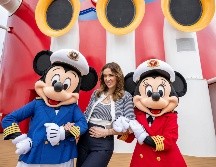 Jacky Bracamontes viaja con su familia en el 