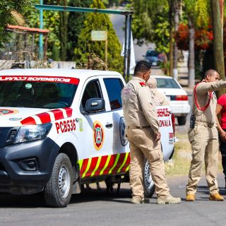 Permanecerá evacuación hasta la noche por fuga en ducto de Pemex en Tonalá