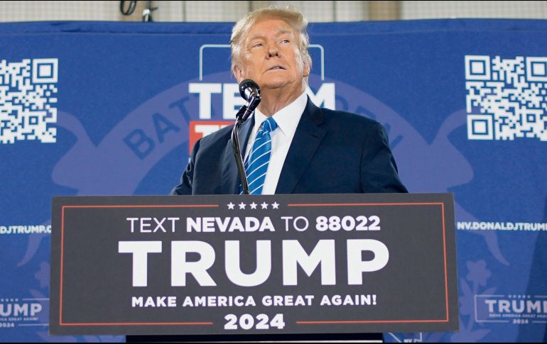 El magnate ha sabido recuperarse de los escándalos que ha vivido en los últimos años y ahora es el favorito a ganar el proceso electoral republicano. AP