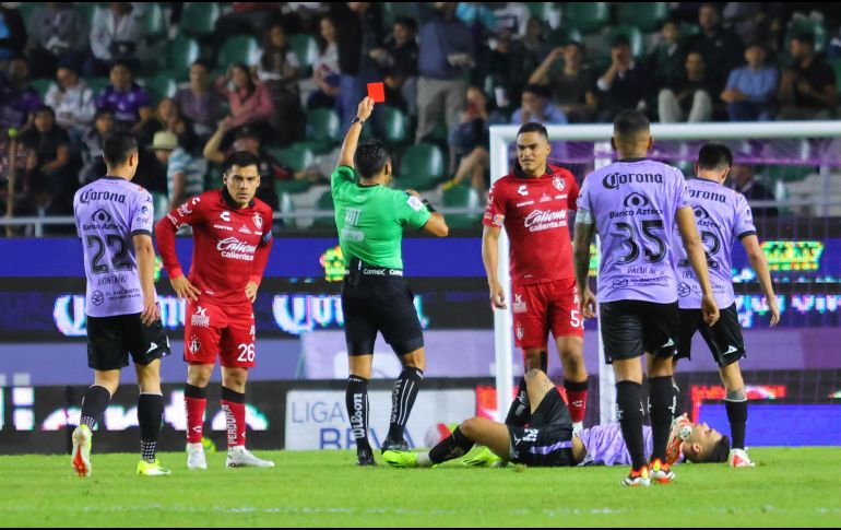 Anderson Santamaría fue expulsado en el duelo frente a Mazatlán el pasado fin de semana y con esto, contra los Pumas el miércoles, el equipo tendrá una alineación nueva. IMAGO7