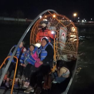 INM rescata a 11 personas migrantes del Río Bravo