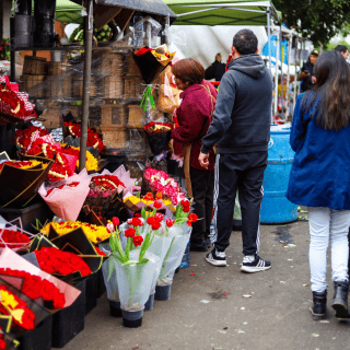 Mexicanos gastarán 22.3% más por regalos y comida por el Día del Amor