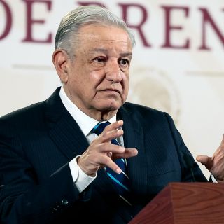 López Obrador afirma que ya fueron presentadas las denuncias por "hackeo" a periodistas