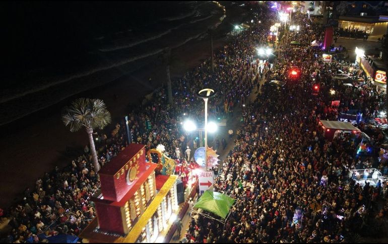El Carnaval de Mazatlán 2024 obtuvo más de 600 mil visitantes, rompiendo el récord de ediciones anteriores. ESPECIAL / Carnaval de Mazatlán