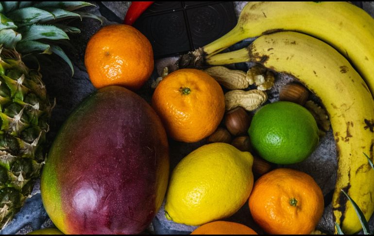Según datos del gobierno, hasta 2020 a nivel nacional se generaron 22.2 millones de toneladas de frutas. UNSPLASH / JOSEFIN