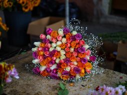 Cuando se obsequian flores se transmite un mensaje que en ocasiones es difícil decir con palabras. EL INFORMADOR/Arturo Navarro.