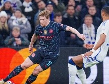 Recuperado de su lesión, Kevin de Bruyne (izq.) está mostrando un gran nivel con el City. EFE/L. Sabroe