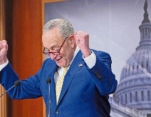 El representante de la mayoría en el Senado Chuck Schumer, declaró que el liderazgo del país no flaqueará. AFP