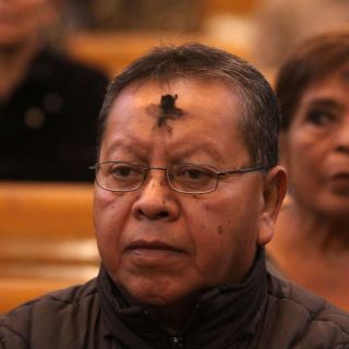 ¿Cuál es el significado de las cenizas en la frente?