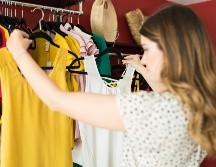 La diseñadora tapatía Karen Beltrán nos comparte los mejores consejos armar el outfit ideal en este día del amor.. Istock getty images