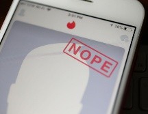 Las plataformas digitales se han convertido en un aliado esencial de cupido. AFP / ARCHIVO