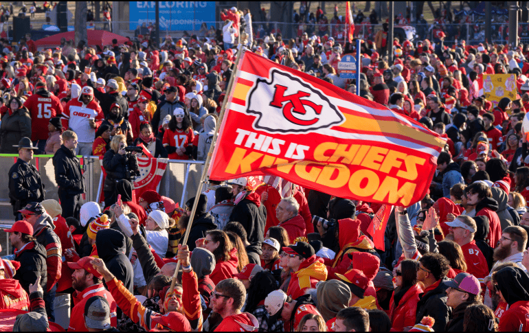 El hecho ocurrió al finalizar el desfile de la NFL en la ciudad localizada en Missouri. AP / R. Hoffmann