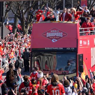 Chiefs da comunicado por tiroteo en Kansas City tras el desfile
