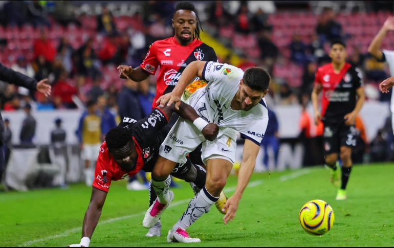 El partido resultó trabado y la mayor emoción ocurrió al minuto 64, cuando un gol de Pumas fue anulado. IMAGO7