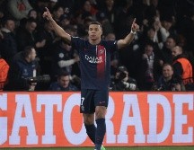 Mbappé ha anotado 243 goles, con el PSG. EFE/C. Petit