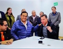 Cosío Gaona, presidente de la agrupación política ciudadana, afirmó que llegaron a un acuerdo con el aspirante emecista, para incluir propuestas de su plataforma en el proyecto que buscará encabezar Lemus. EL INFORMADOR / A. NAVARRO