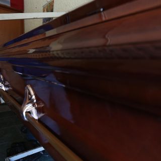 Cae un elevador de carga en funeraria de Monterrey