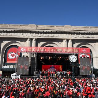Dos menores de edad, acusados por el tiroteo en desfile del Super Bowl
