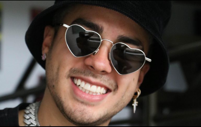 Luego de hacer una transmisión para promocionar su actual sencillo “Anonimo”, Bautista culminó el momento con un beso a Sevilla al terminar el en vivo de su transmisión. Durante el evento agradeció a sus fanáticos y confeso sentirse feliz por el romántico día. INFORMADOR/archivo