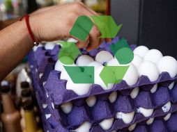 Los huevos son unos de los alimentos que suelen encontrarse en todas las cocinas del mundo, pero seguro casi ninguna aprovecha sus cáscaras. EL INFORMADOR / ARCHIVO