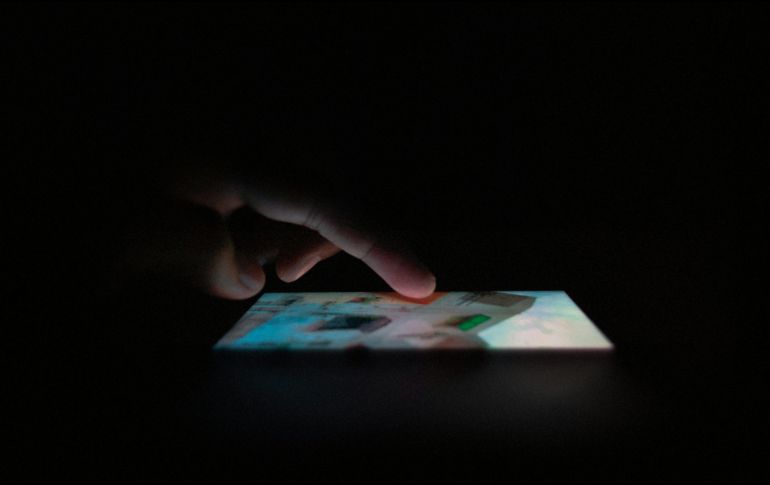 Cuando no dormimos lo suficiente, terminamos teniendo recuerdos deteriorados y lapsos de falta de atención, así como la alteración de nuestro metabolismo. ESPECIAL / Foto de Akshar Dave en Unsplash