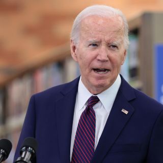 Biden asegura que dos periodistas se irían de EU si Trump gana por miedo a ser procesados