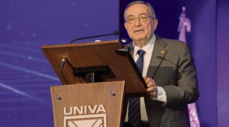 Francisco Ramírez Yáñez. Durante su discurso del informe anual de la UNIVA. ESPECIAL
