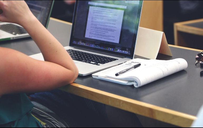 Los abogados podrían ser reemplazados por computadoras, a menos, que tengan una especialidad. Pixabay.