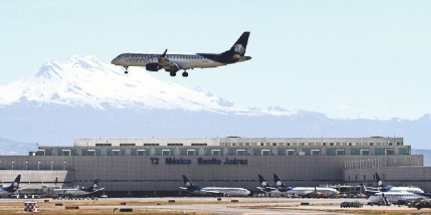 AICM: Reducci&oacute;n de operaciones se debe a nivelaci&oacute;n de tr&aacute;fico de pasajeros