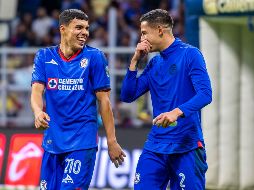 El duelo estuvo marcado por polémicas decisiones arbitrales. Imago7