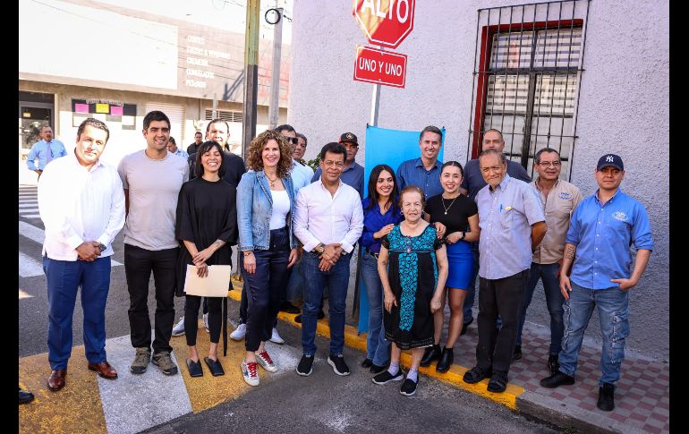 Son más de 320 señalamientos viales instalados entre las calles José María Vigil, Frías, San Felipe y Bernardo Balbuena. H. Figueroa.