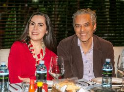 Ariadna Kotsiras Ralis y Alex Vázquez. GENTE BIEN JALISCO/ Jorge Soltero