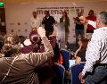 Un grupo de simpatizantes de Morena interrumpió el salón donde cuestionaron las elecciones internas. EL INFORMADOR / H. Figueroa