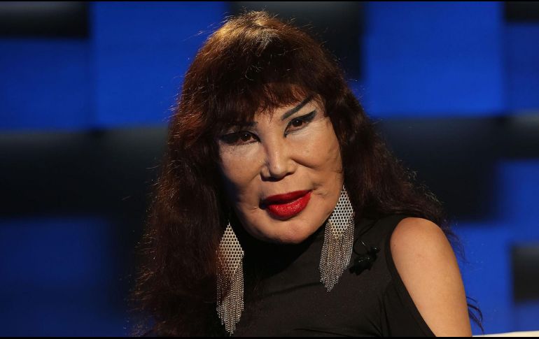 La tendencia vanguardista es considerada una de las más atractivas actualmente al incorporar accesorios, maquillaje y atuendos en colores pastel, también agrega texturas en colores rosa que van acompañados de figuras como corazones, fresas o moños. SUN/archivo