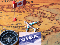 La mayoría de las visas de visitante emitidas por Canadá posibilitan múltiples ingresos al país y tienen una duración de hasta 10 años. ESPECIAL/CANVA