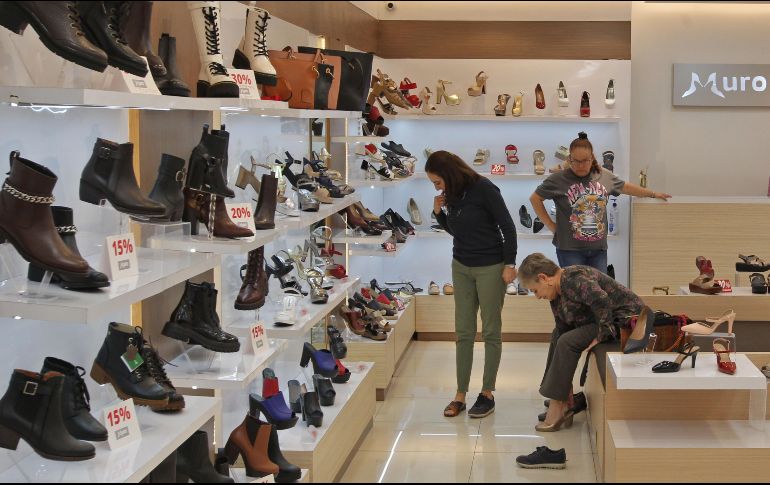 En el video, el tiktoker comparte algunas de las fechas que son más recomendables para visitar en Liverpool, haciendo alusión con algunos precios que han llamado la atención de varios usuarios, pues marcas como Tommy Hilfiger y Guess tienen liquidaciones a mitad de precio incluso hasta más, de esta manera, el usuario comenta que se debe desmitificar la idea de que solo en las ventas especiales existen ofertas atractivas. INFORMADOR/archivo