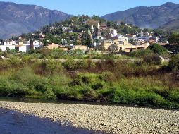 Ubicado a una altura de mil 380 metros sobre el nivel del mar, en medio de la Sierra de Cacoma, que forma parte de la Sierra Madre Occidental, ahí se ubica el pueblo visitado por peregrinos cada año. EL INFORMADOR / ARCHIVO