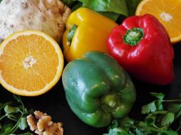 Disponible en una gama de colores que incluye el amarillo, rojo y verde, el pimiento morrón es valorado tanto por su versatilidad en la cocina como por sus propiedades antioxidantes. Pixabay
