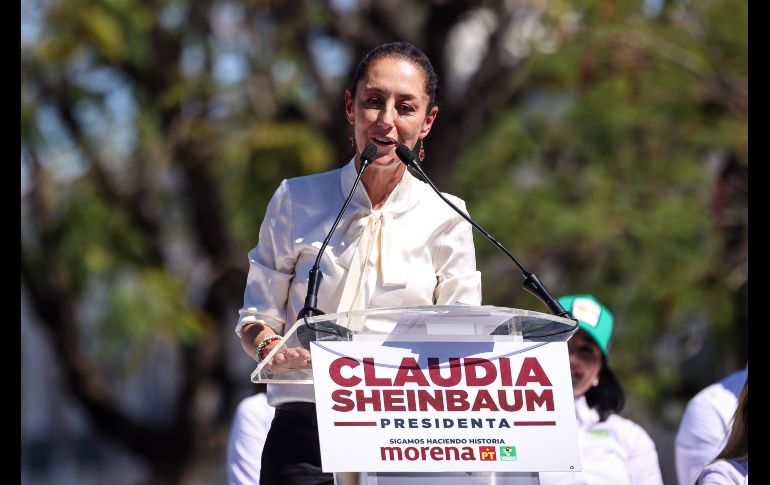 Claudia Sheinbaum refrendó su compromiso de consolidar durante su gobierno los programas sociales de apoyo a estudiantes y personas de la tercera,  además de garantizar que su incremento nunca sea por debajo de inflación. EL INFORMADOR / H. Figueroa