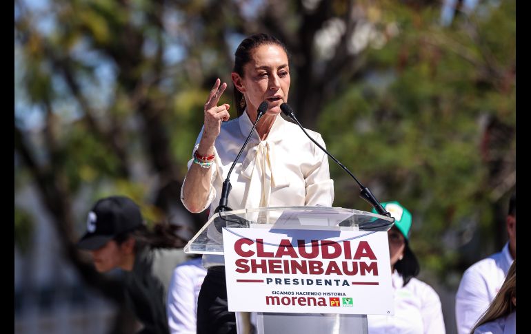 Claudia Sheinbaum refrendó su compromiso de consolidar durante su gobierno los programas sociales de apoyo a estudiantes y personas de la tercera,  además de garantizar que su incremento nunca sea por debajo de inflación. EL INFORMADOR / H. Figueroa