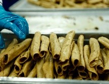 En ocasiones, los alimentos con mucha grasa no tienen suficiente fibra, y todas esas grasas difícilmente se movilizan dentro del estómago. EL INFORMADOR / ARCHIVO