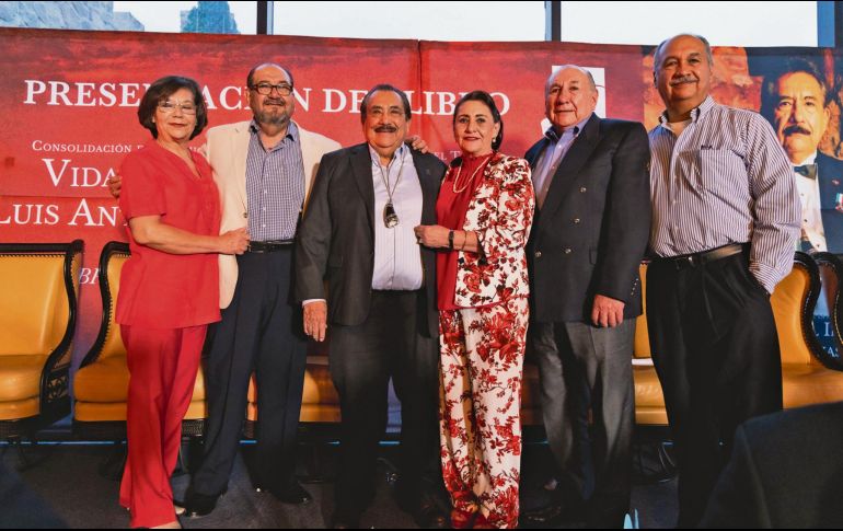 En El Castillo de Tequila se presentó el libro “Vida y obra del ingeniero Luis Antonio Yerenas Ruvalcaba”. ESPECIAL